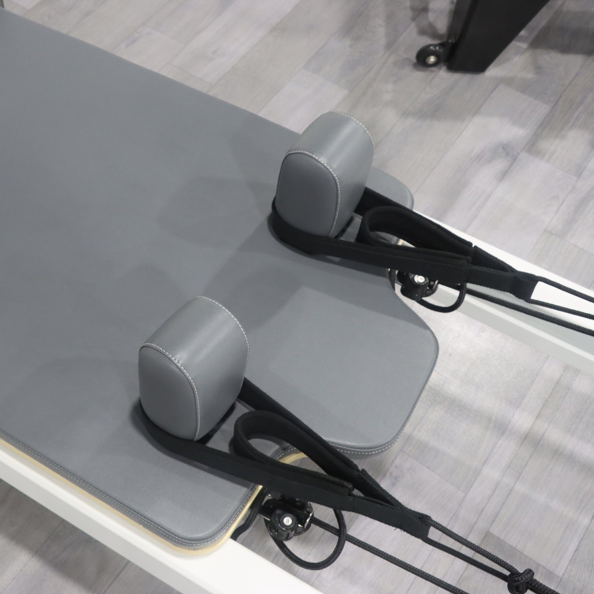 Premium Spring Aluminium Alloy Frame Pilates Reformer Machine - Oli Joy Sports 