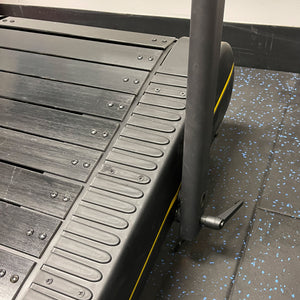 Air Runner Curved Treadmill