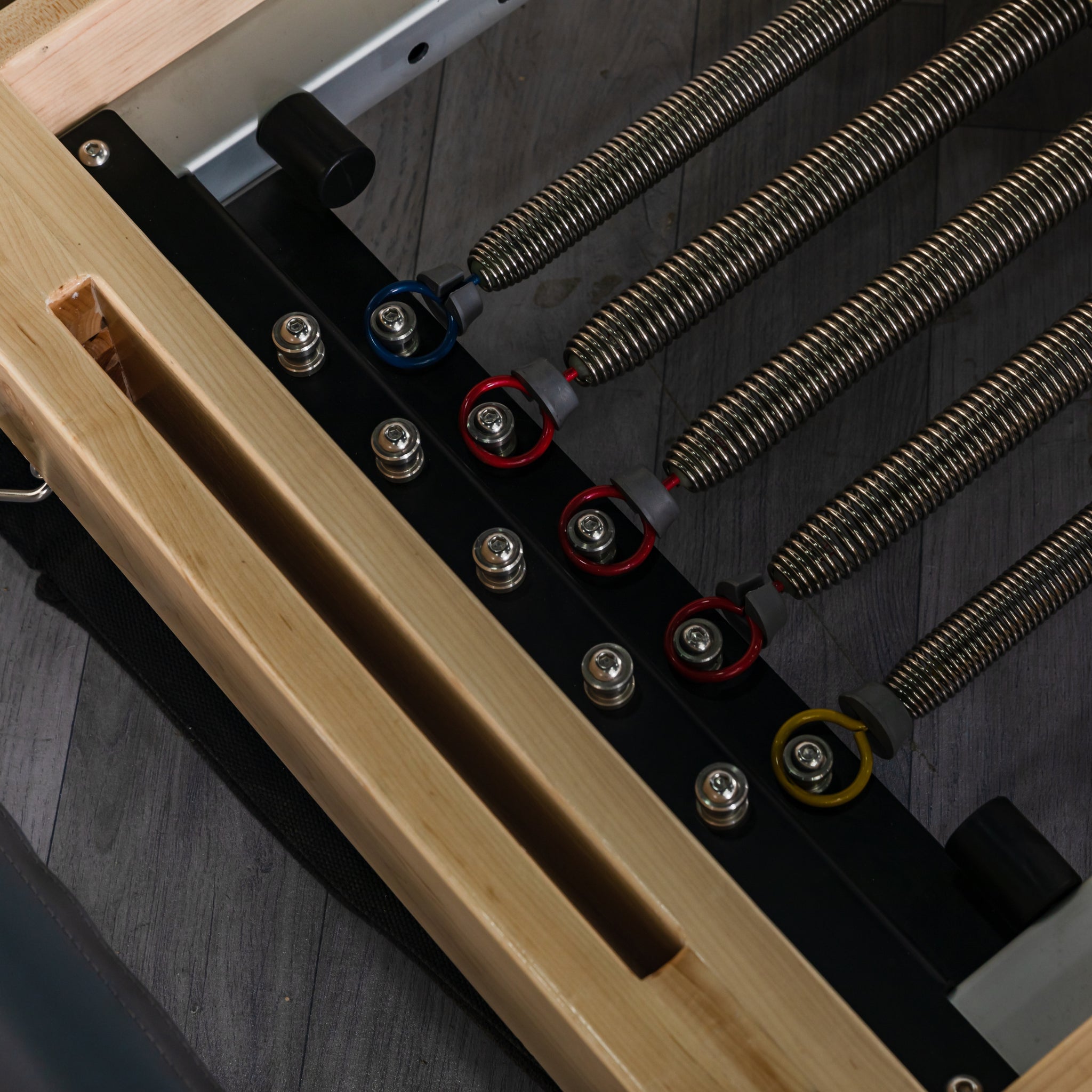 Foldable Pilates Reformer Oak Wood - Oli Joy Sports 