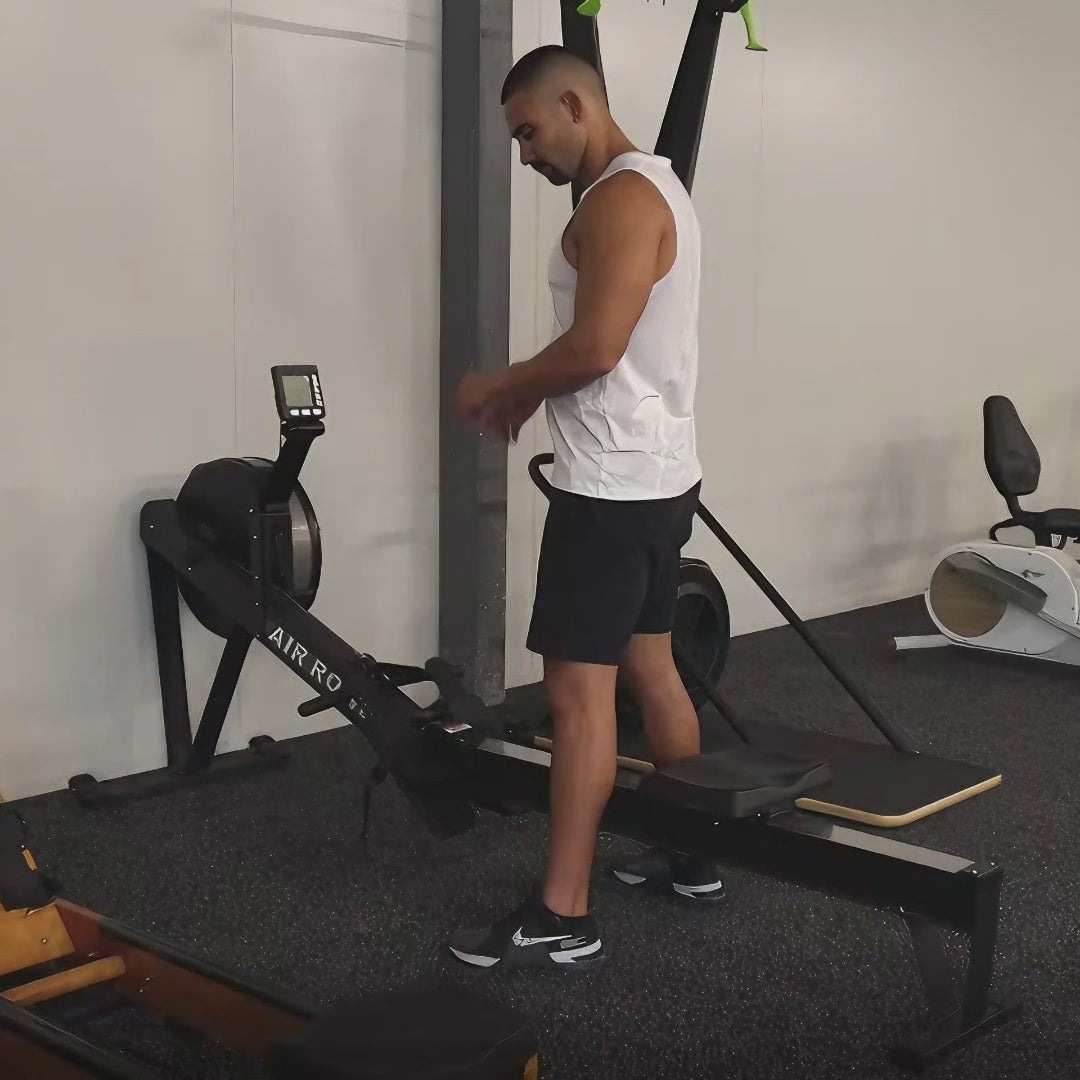 Air Resistant Rowing Machine